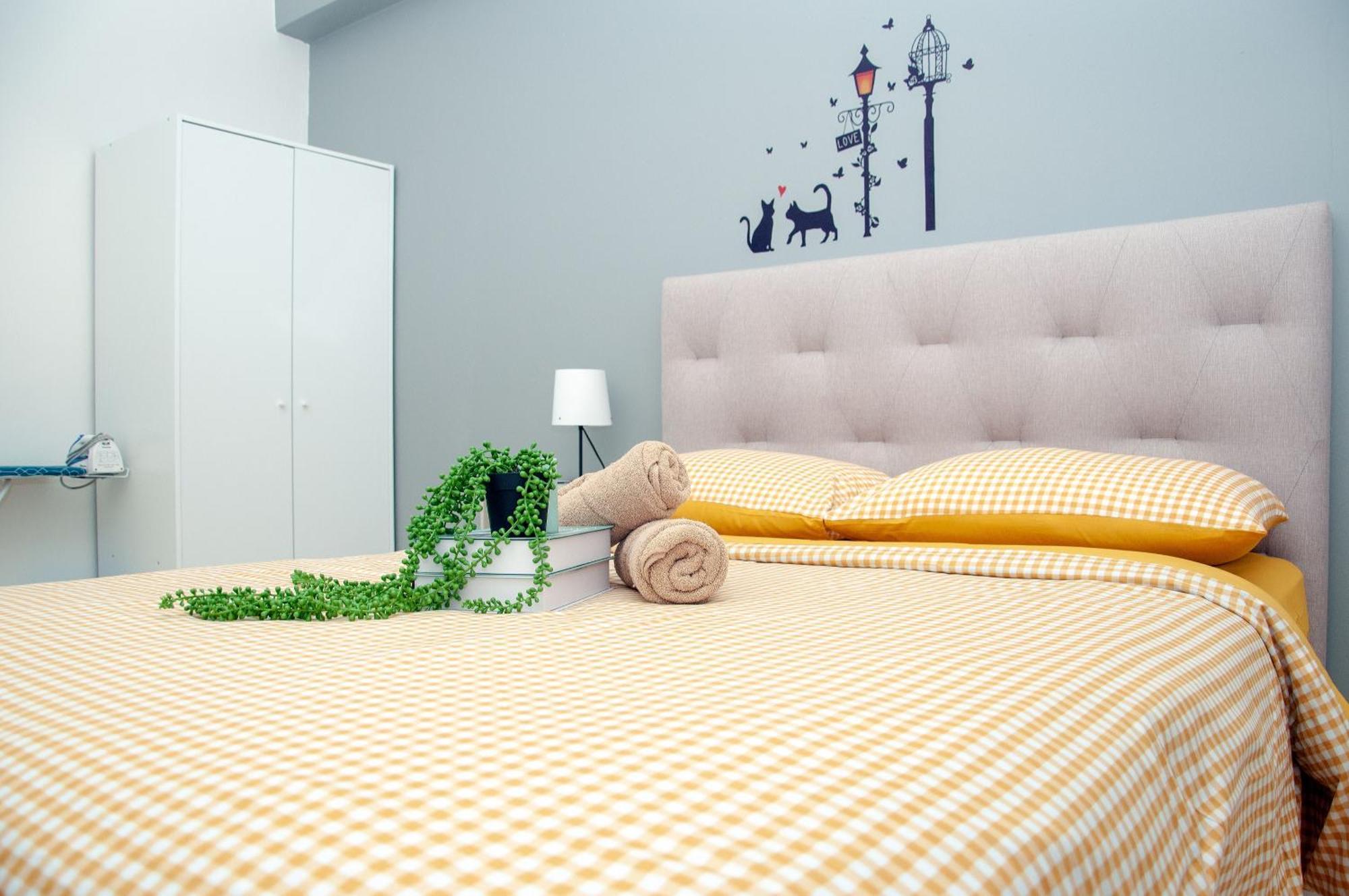 סרי קמבאנגן Five H Family Service Apartment מראה חיצוני תמונה